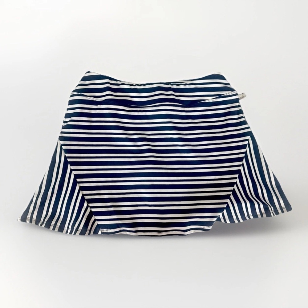 NEW Tommy Bahama Skort Womens M Everyday Active Striped Golf Tennis Navy White